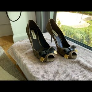 Burberry Peep Toe Pumps